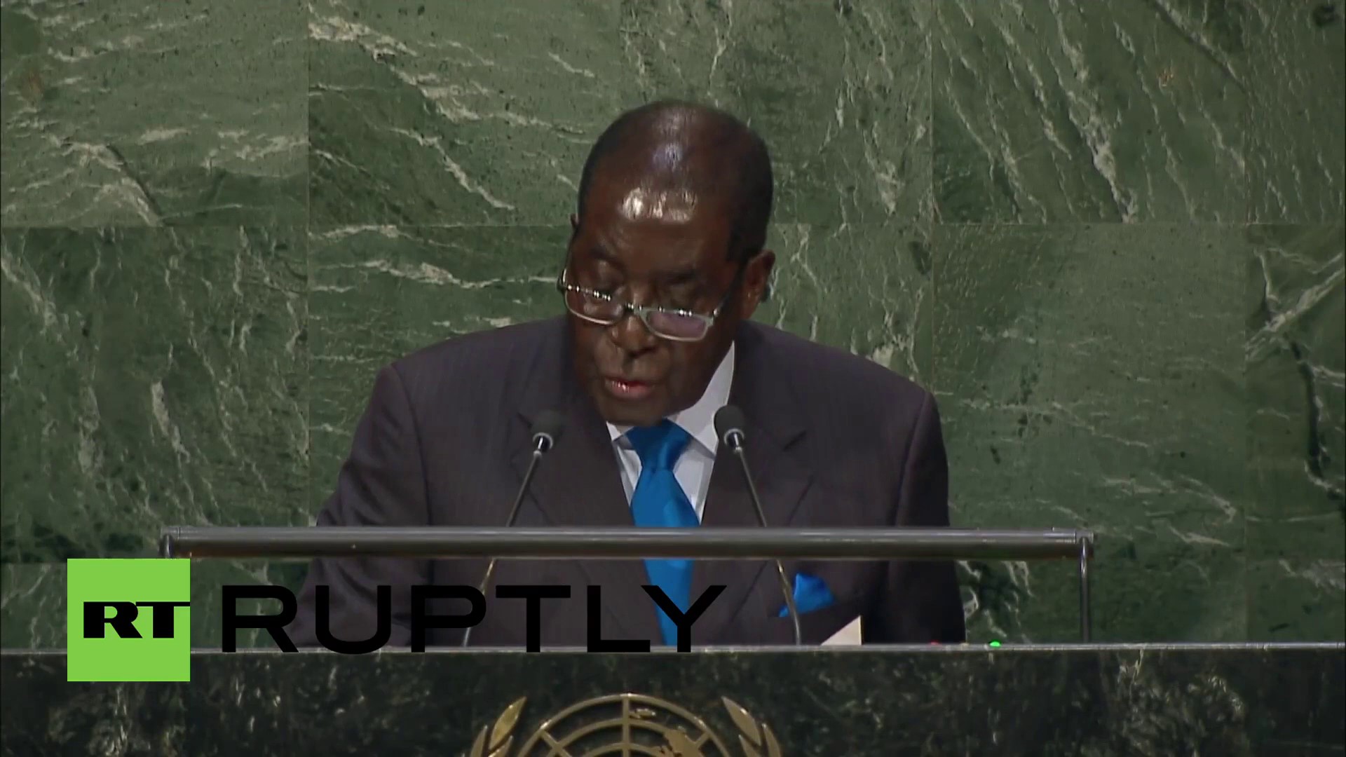 We are not gays declares Robert Mugabe